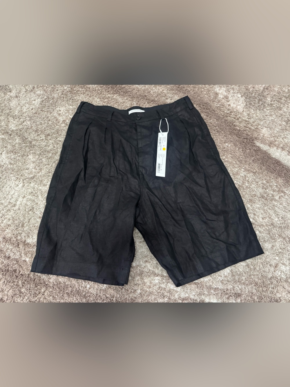 Sunflower Pleated Linen Short - Black